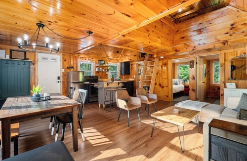 Brookfield Cabin | Brookside Cabin - Your Vermont Offgrid Escape