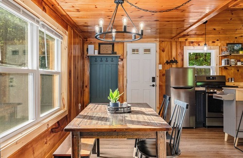 Brookfield Cabin | Brookside Cabin - Your Vermont Offgrid Escape