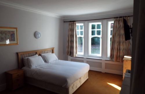 Astwick Hotel | Brookside Lodge