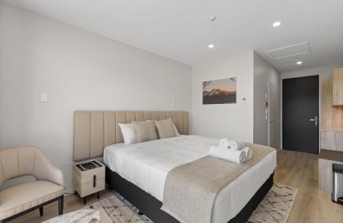 Rolleston Hotel | Brookside Motel