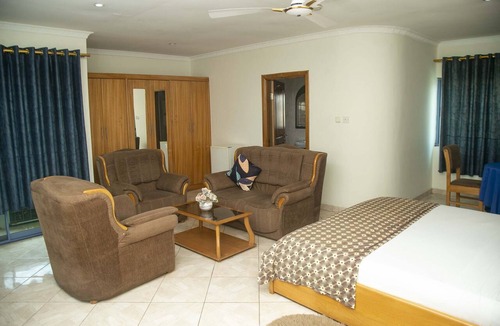 Janman Hotel | BROOKVALE HOTEL