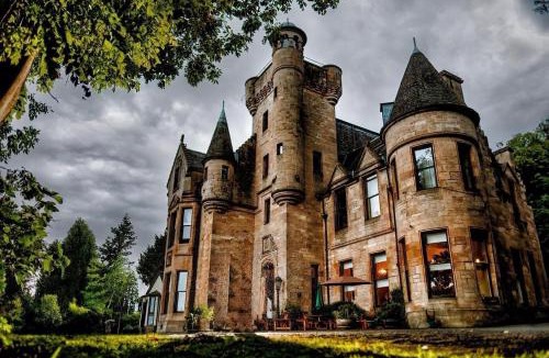 Menstrie Hotel | Broomhall Castle Hotel