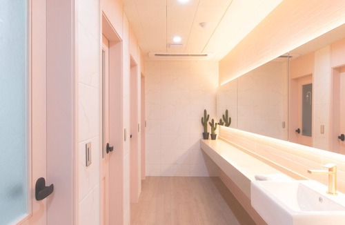 Nampo-dong Hotel | Brosis Hotel