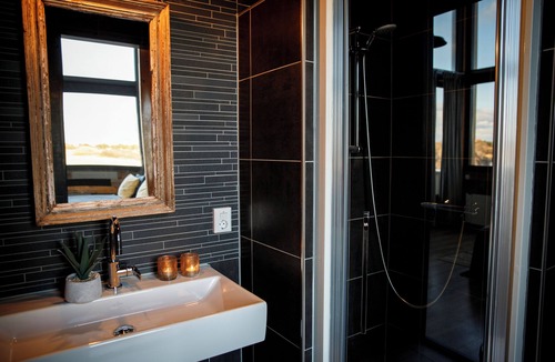 Ouddorp Hotel | Brouwersdam Stay