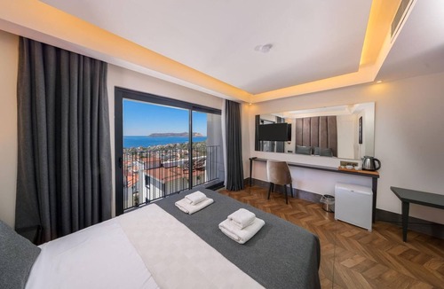 Kas Hotel | Brow City Kaş