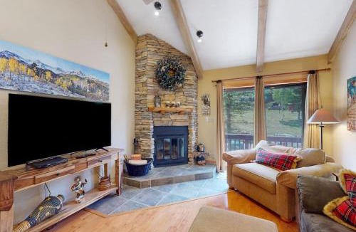 Purgatory Apartment | Brown Bear Lodge #322