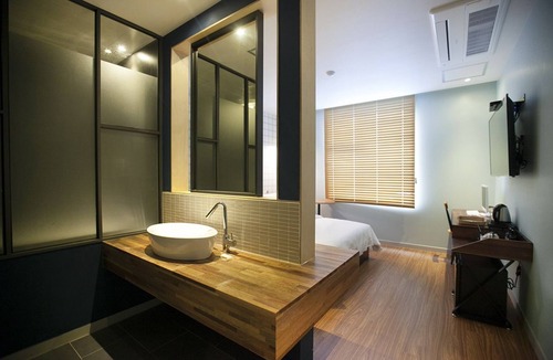 Gimhae Hotel | Brown Dot Hotel