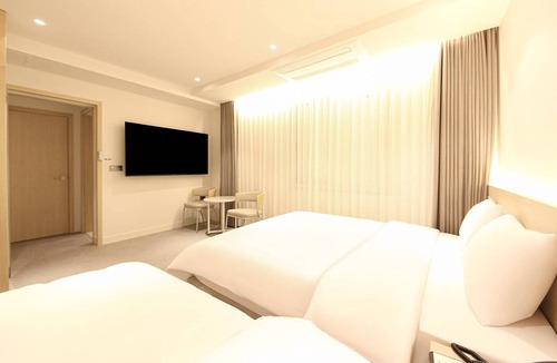Buk-gu Hotel | BROWN DOT HOTEL