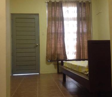 Baler House | Brown Epitome Lodge