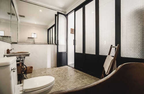Petitenget Hotel | Brown Feather Batu Belig