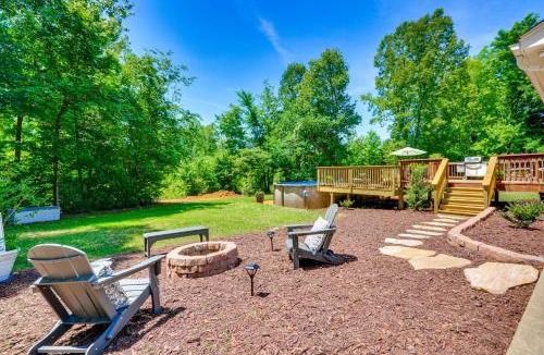 Browns Summit House | Browns Summit Vacation Rental w/Fire Pit!