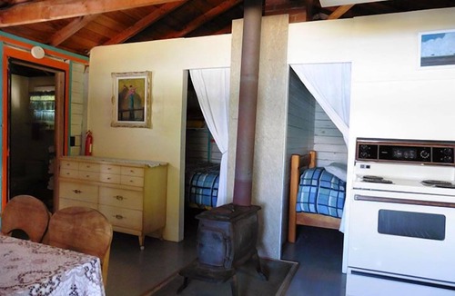 Bruce Mines Cabin | Bruce Bay Cottages & Lighthouse