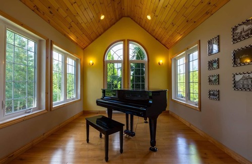 Colpoys Bay House | Bruce Peninsula Forest Escape on 16 acres w/Pickleball Court