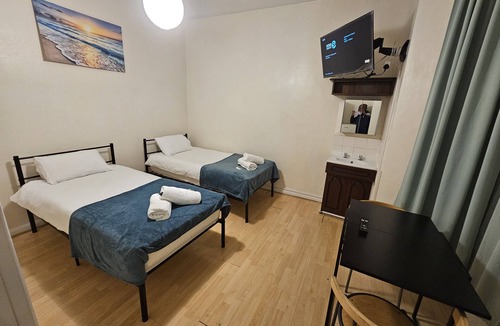 Tottenham Hotel | Bruce Rooms