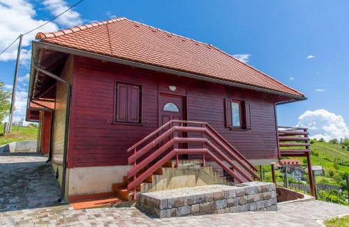 Lendava House | Brunarica Čontoš