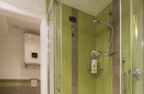 Duomo Apartment | Brunelleschi Apt next to the Duomo, A / C, washing machine. Central location