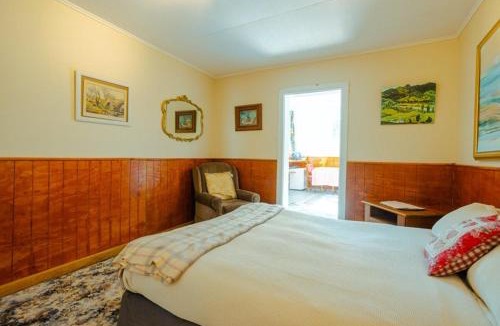 Taylorville Hostel | Brunnerton Lodge and Backpackers