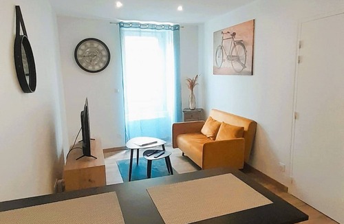Chateauroux Apartment | Bryas 1 - rdc-wifi-1chb-cour