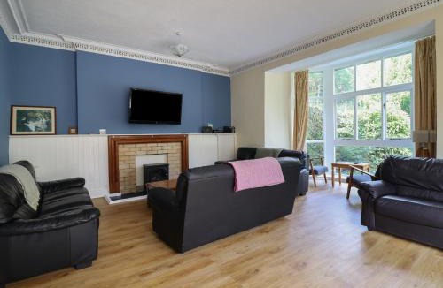 Ganllwyd House | Bryn Cemlyn