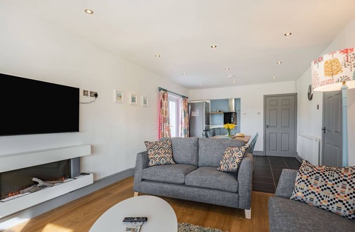 Llanfaglan Cottage | Bryn Derw