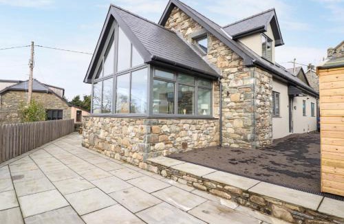 Dyffryn Ardudwy House | Bryn Hafod