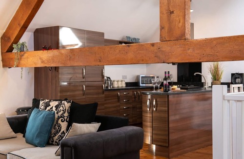 Caergeiliog House | Bryn Lon: 3-Bed Cottage in Caergeiliog | Managed by Anglesey Holiday Lettings