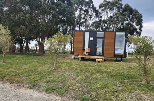 Timaru House | Brynderwyn Hill Oaks by Tiny Away