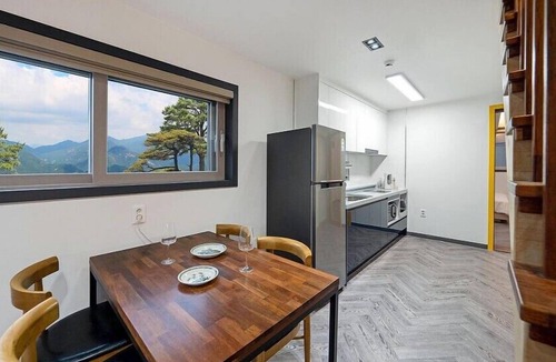 Jecheon House | BS Jecheon Pension