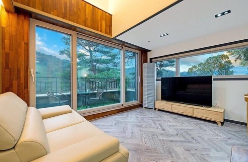 Jecheon House | BS Jecheon Pension