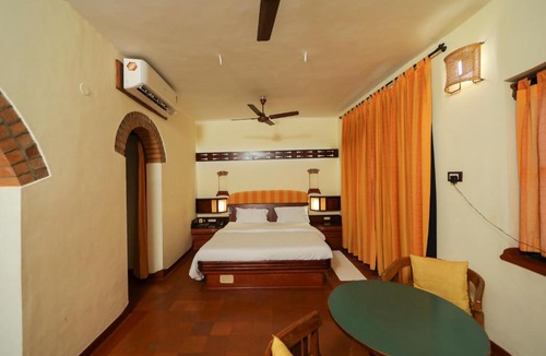 Kochi Hotel | BTH Sarovaram