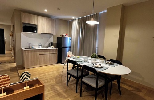 Wang Burapha Phirom Apartment | BubbleHumble.Bkk