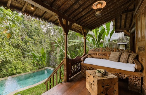Kutuh Kaja Villa | Bubu Mesari Ubud Villa