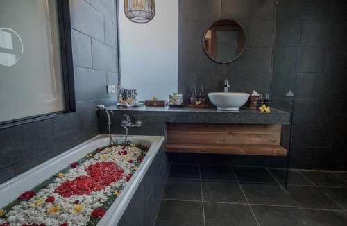 Peliatan Hotel | Bubu Suite by Prasi