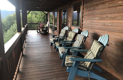 Purlear House | Buck Mountain Getaway - Stunning views, hot tub, fireplace. Nearby Boone.