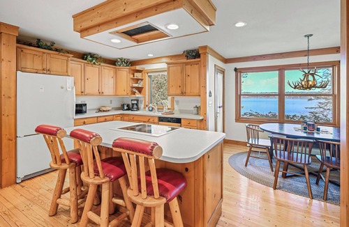 Conover House | Buckatabon Lakeside Retreat. Direct access to snowmobile trails!