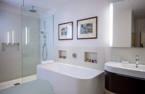 Buckland Hotel | Buckland Manor