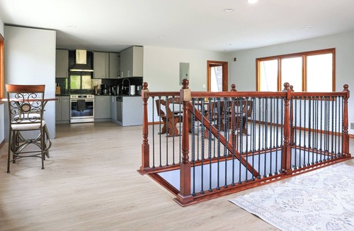 Penns Park Apartment | Bucks County Home Nature Animals Farm Baby Emus Philadelphia Princeton New Hope