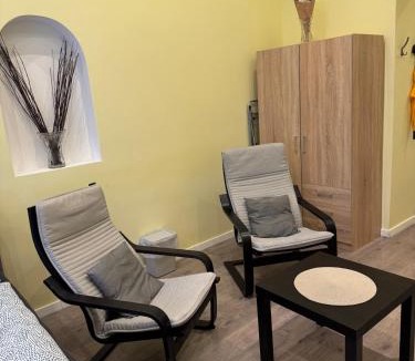 Nepszinhaz negyed Apartment | Budapest Studio Apartman
