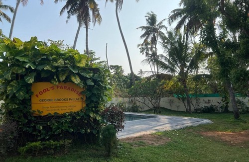 Aryad South Bed & Breakfast | Budget friendly beach side villa with pool.