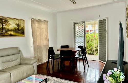 Chermside House | Budget-Friendly Chermside Home Near Westfield