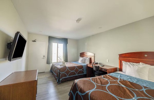 Barstow Hotel | Budget-Friendly Room w/2 Queen Beds Near Calico Ghost Town - 4 Rooms