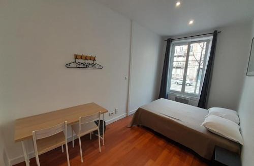 Strasbourg Hotel | Budget Hôtel Weber - Strasbourg Centre Gare