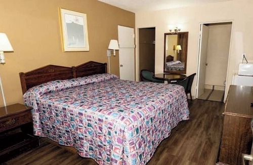Coleman Hotel | Budget In