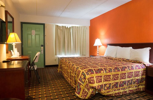 Cocoa West Hotel | Budget Inn Cocoa