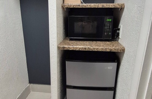 Durham Hotel | Budget Inn