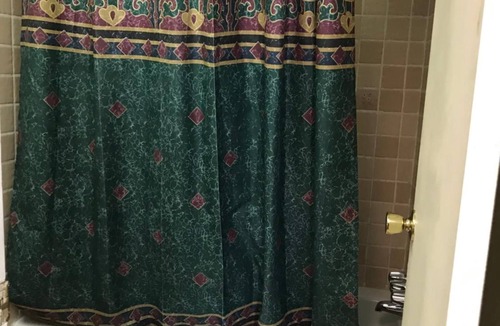 Parker Hotel | Budget Inn