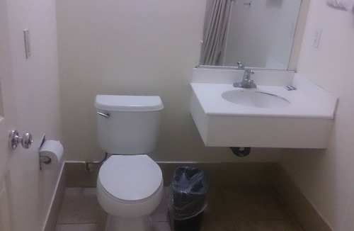 South Gate Hotel | Budget Inn