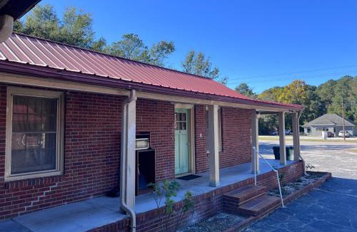 Manning Hotel | Budget Motel