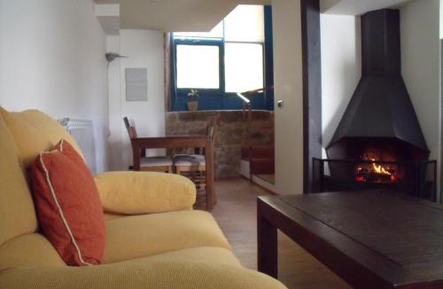 Villadesuso House | Budiño de Serraseca