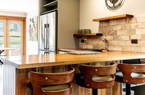 Porepunkah House | Buffalo Bliss - Magical views